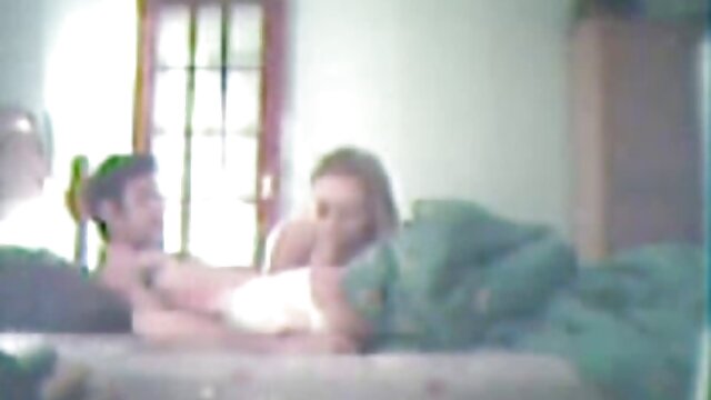 Niesamowite :  Mamuśka budzi sex grupowy darmowe filmiki swojego nastoletniego syna z lodzikiem w POV Filmy dla dorosłych 